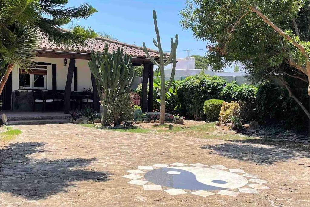 Holiday home Yin Yang House, El Palmar, Con Wifi A 500 M De La Playa *